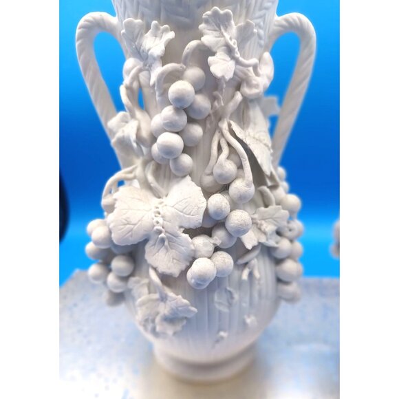 Antique Blanc De Chine Parian Ware Porcelain Bisque Amphora Vases Set Of 2 - Picture 11 of 15